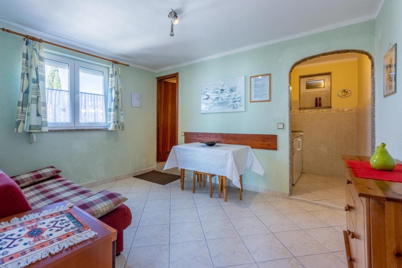 Apartman Ellen 3 Crikvenica Esterno foto