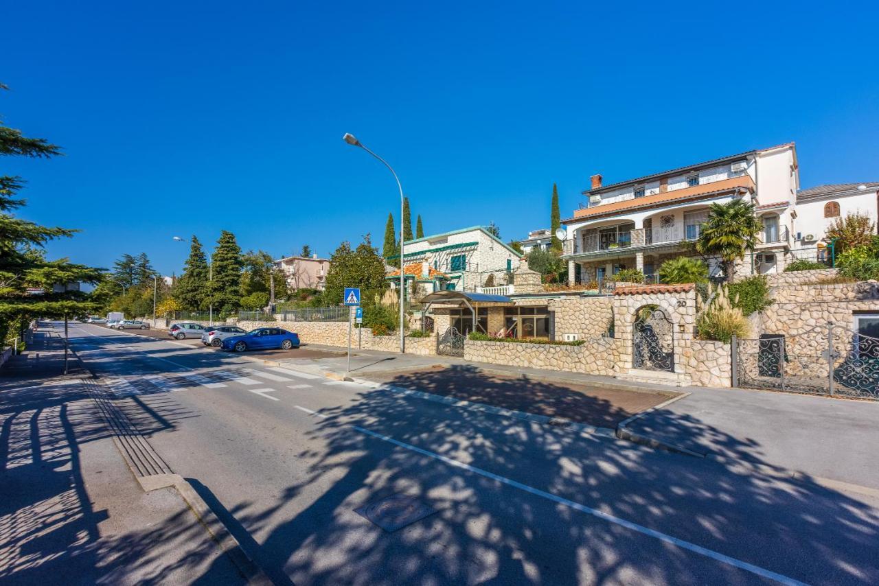 Apartman Ellen 3 Crikvenica Esterno foto