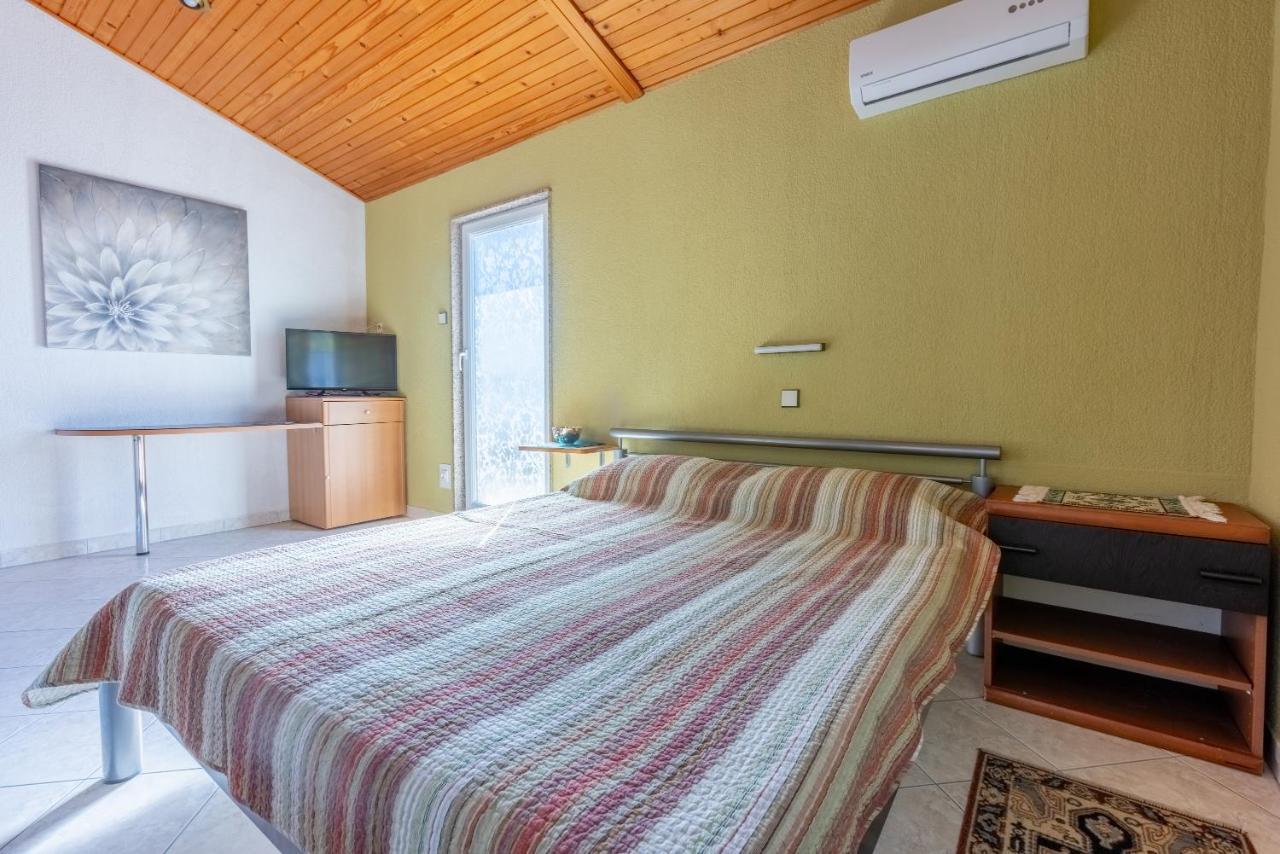 Apartman Ellen 3 Crikvenica Esterno foto